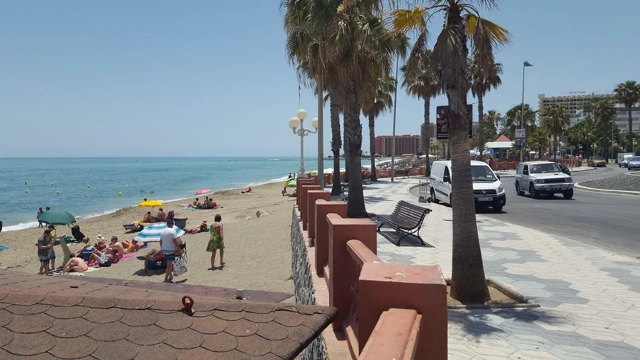 Apartamento Al Lado De La Playa Benalmadena 0*,